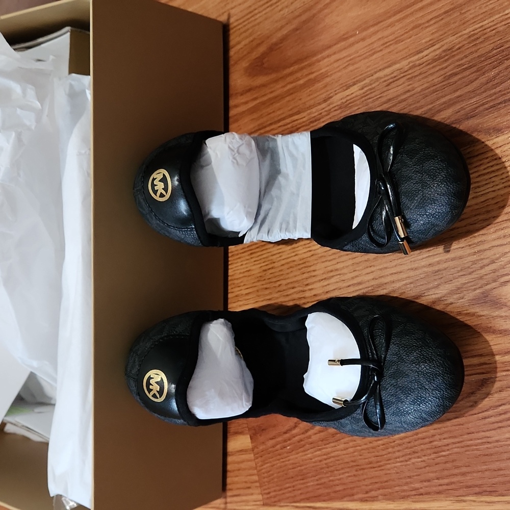 Black Michael Kors City Ballet Flats